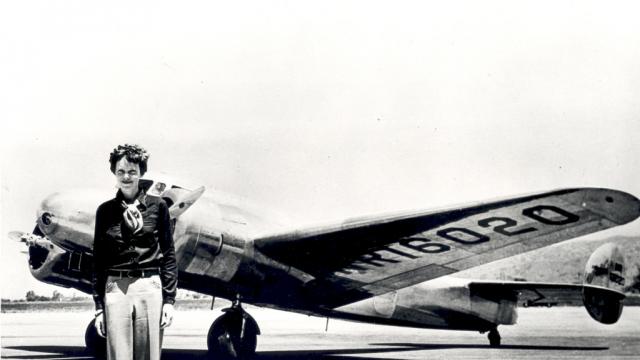 Photo Suggests Amelia Earhart Survived Crash Mrctv 9527