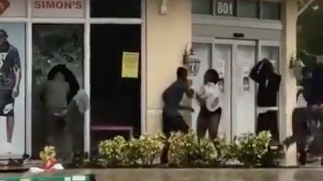Looters Robbed Stores And Evacuated Homes During Hurricane Irma Mrctv