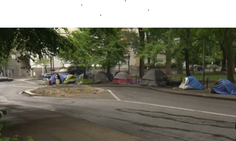 NextImg:NYC: Illegal Immigrant ‘Sanctuary’ Sees Homeless Population Surge as Busloads from Texas Continue to Arrive