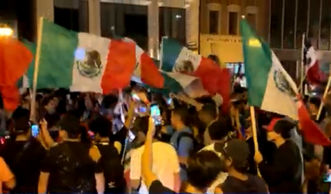 NextImg:Chicago Hoping to Prevent Repeat of Chaos, Violence of 2023’s Mexican Festival that Attracted Nearly Half-Million Revelers