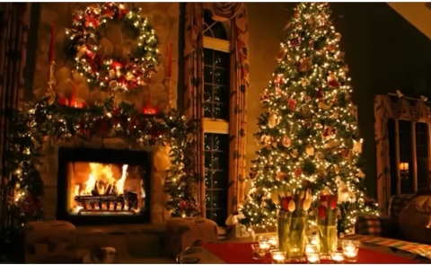 NextImg:Neiman Marcus Touts ‘Beloved Holiday Book’ – But it Was Actually a Beloved ‘Christmas’ Book for Past Century